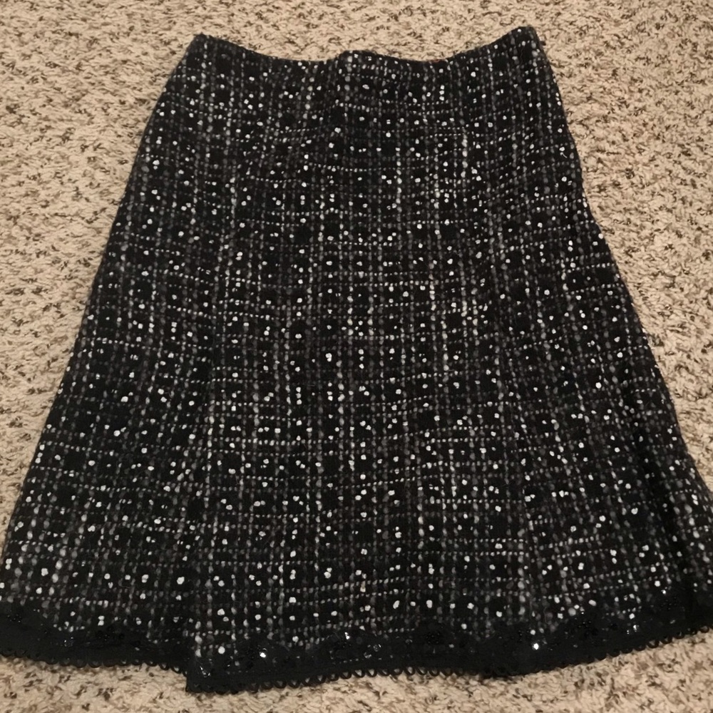 Tweed skirt